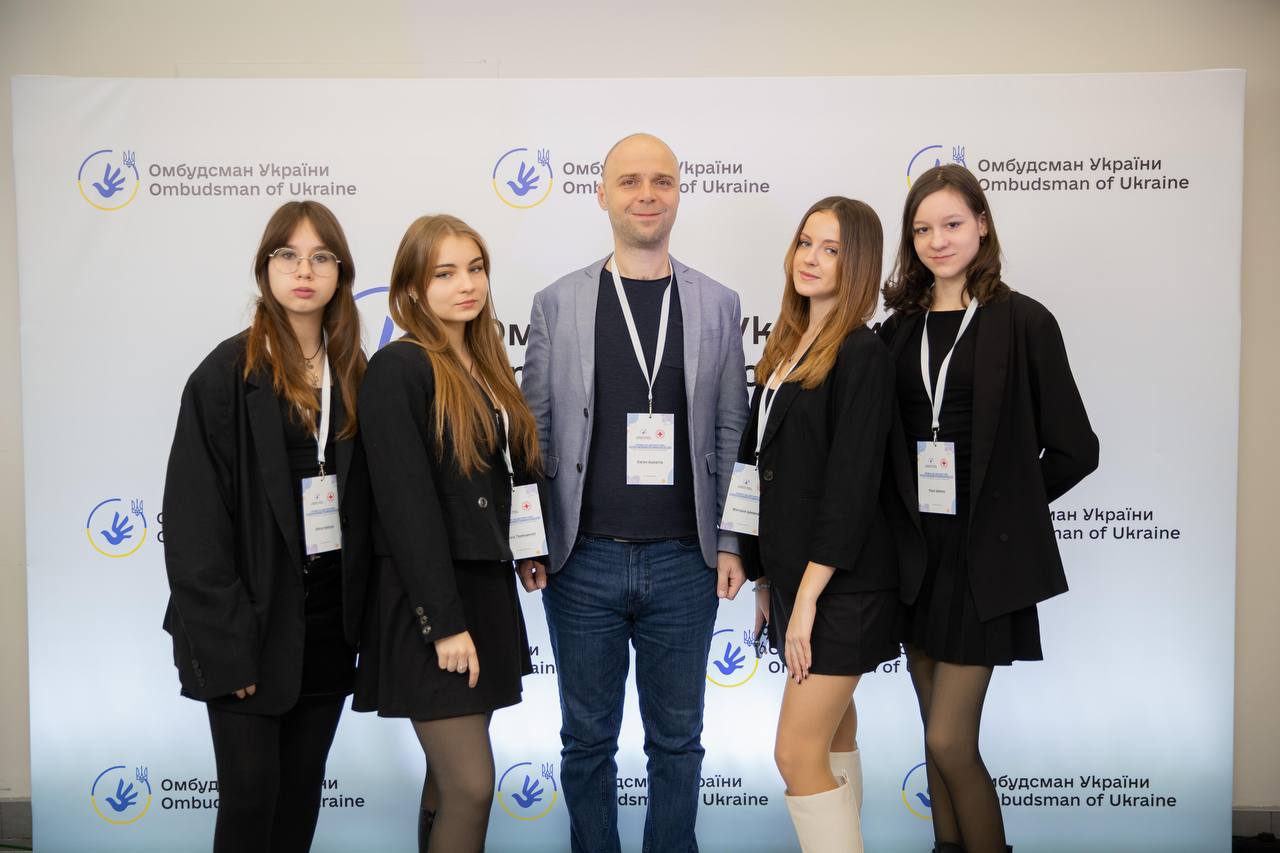 Голос молодого покоління: виступ Вікторії Шефер на панельній дискусії про права дитини в умовах